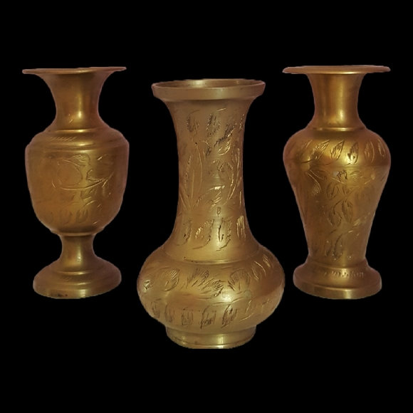 Vintage Brass Vase India Etched BOHO Decor - Picture 4 of 5